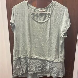 Light Green Tiered Short Sleeve Tee with Relaxed Fit